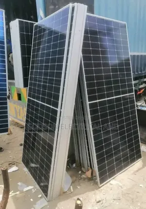 600w Jinko Panels