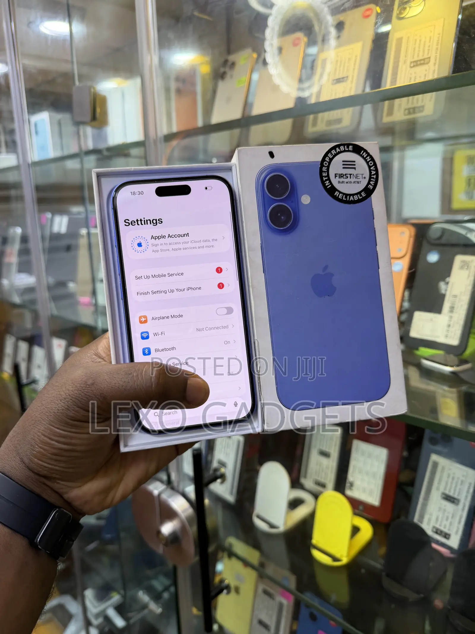 New Apple iPhone 16 128 GB Blue