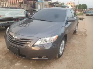 Toyota Camry 2009 Gray