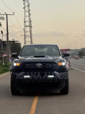 Toyota Tacoma TRD Sport Double Cab 4WD 5.0 ft. SB (Automatic) 2025
