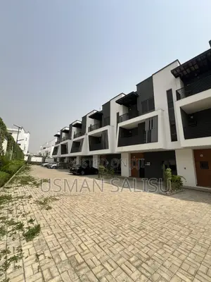 5bdrm Townhouse/Terrace in Life Camp for sale
