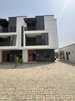 5bdrm Townhouse/Terrace in Life Camp for sale