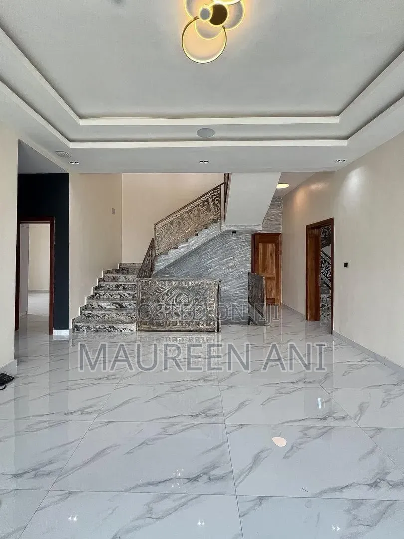 5bdrm Duplex in Ikate for sale