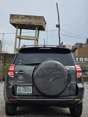 Toyota RAV4 2012 Gray