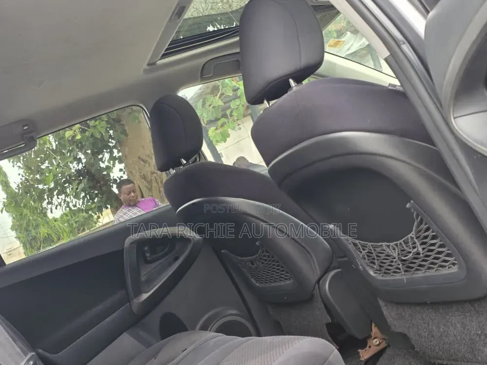 Toyota RAV4 2012 Gray