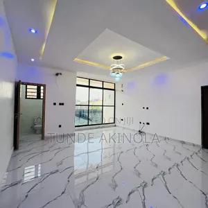 2bdrm Apartment in Ikate Axis for rent
