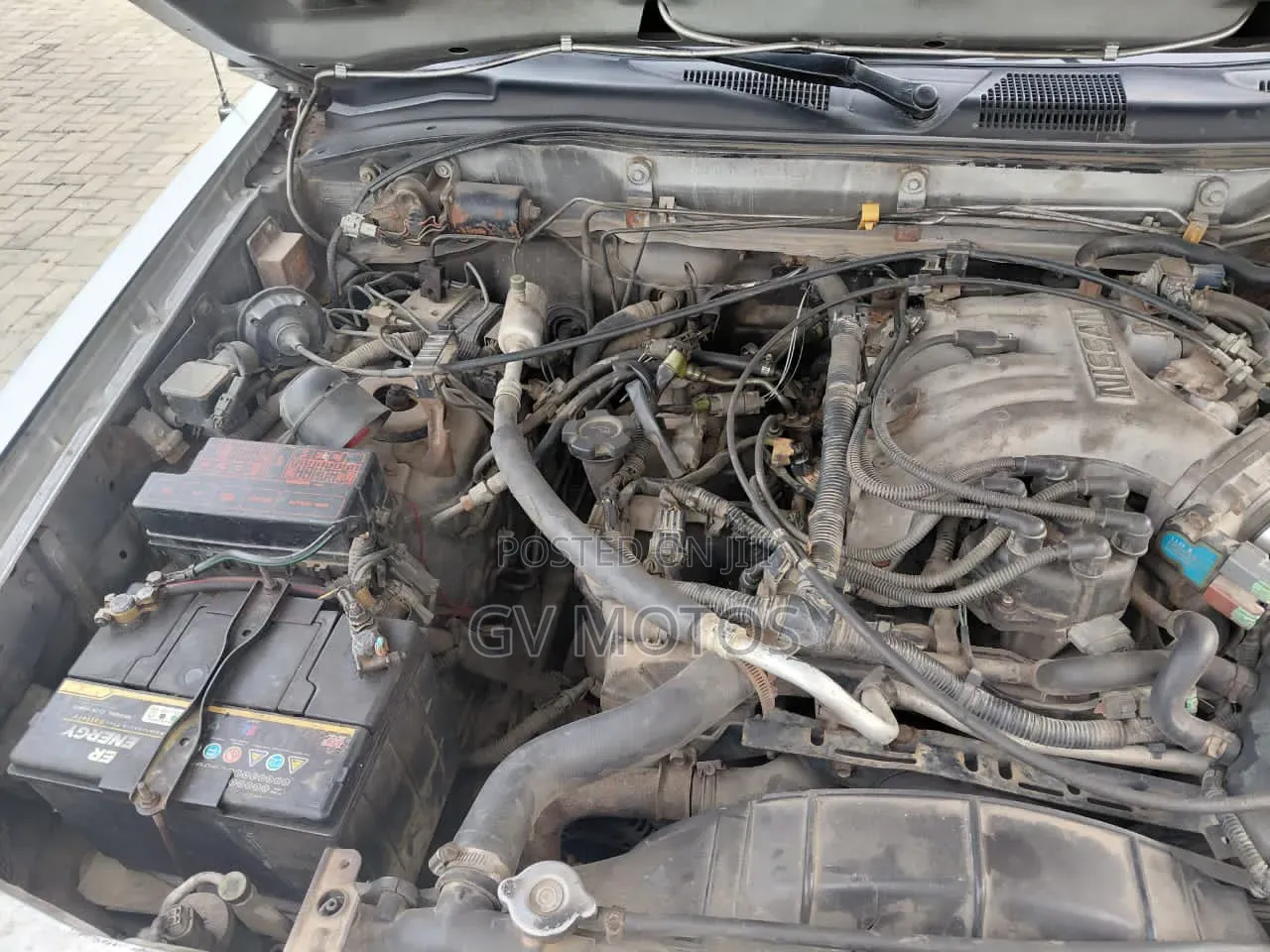 Nissan Pathfinder Automatic 2000 Silver