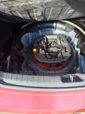 Hyundai Elantra 2014 Red