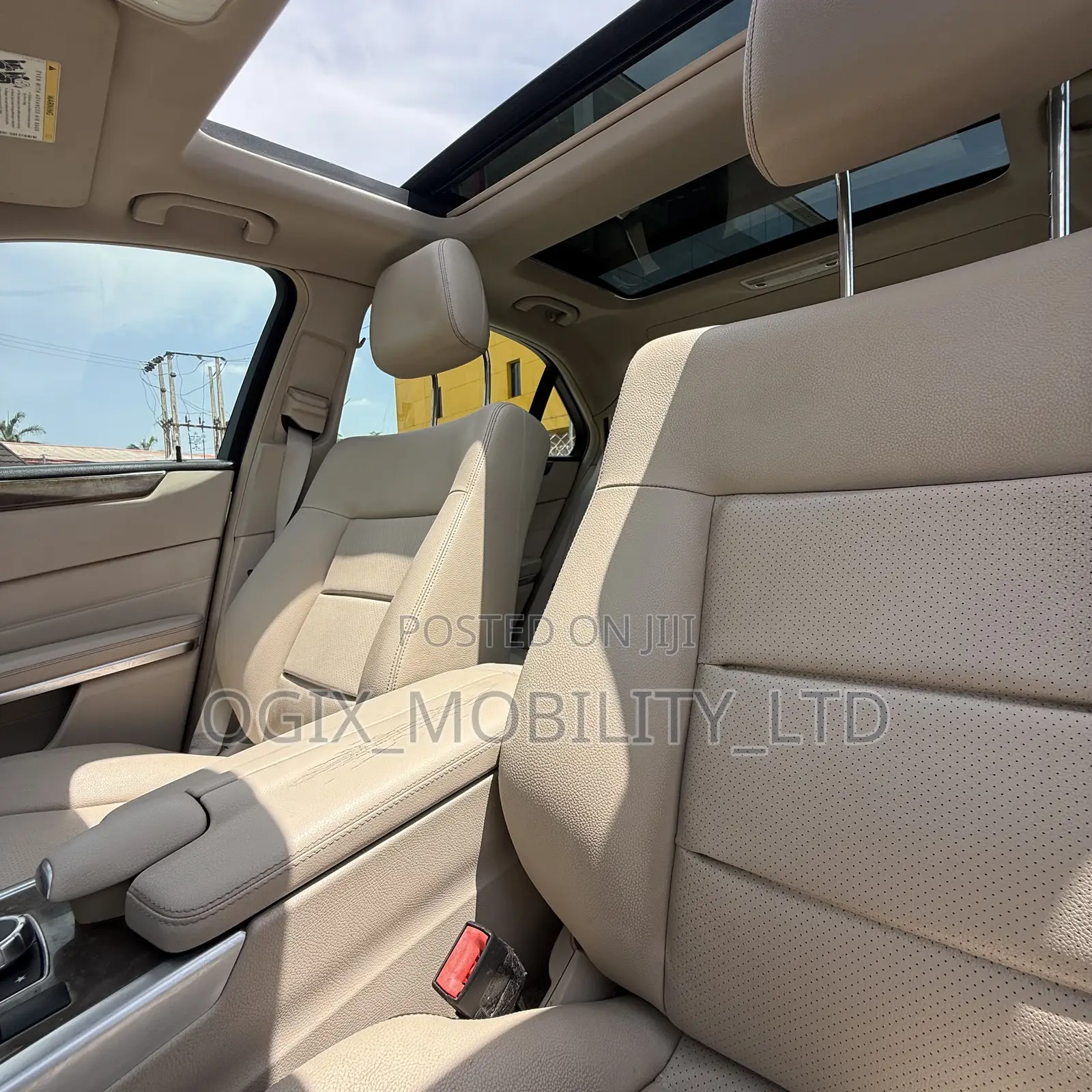 Mercedes-Benz E350 2016 Black
