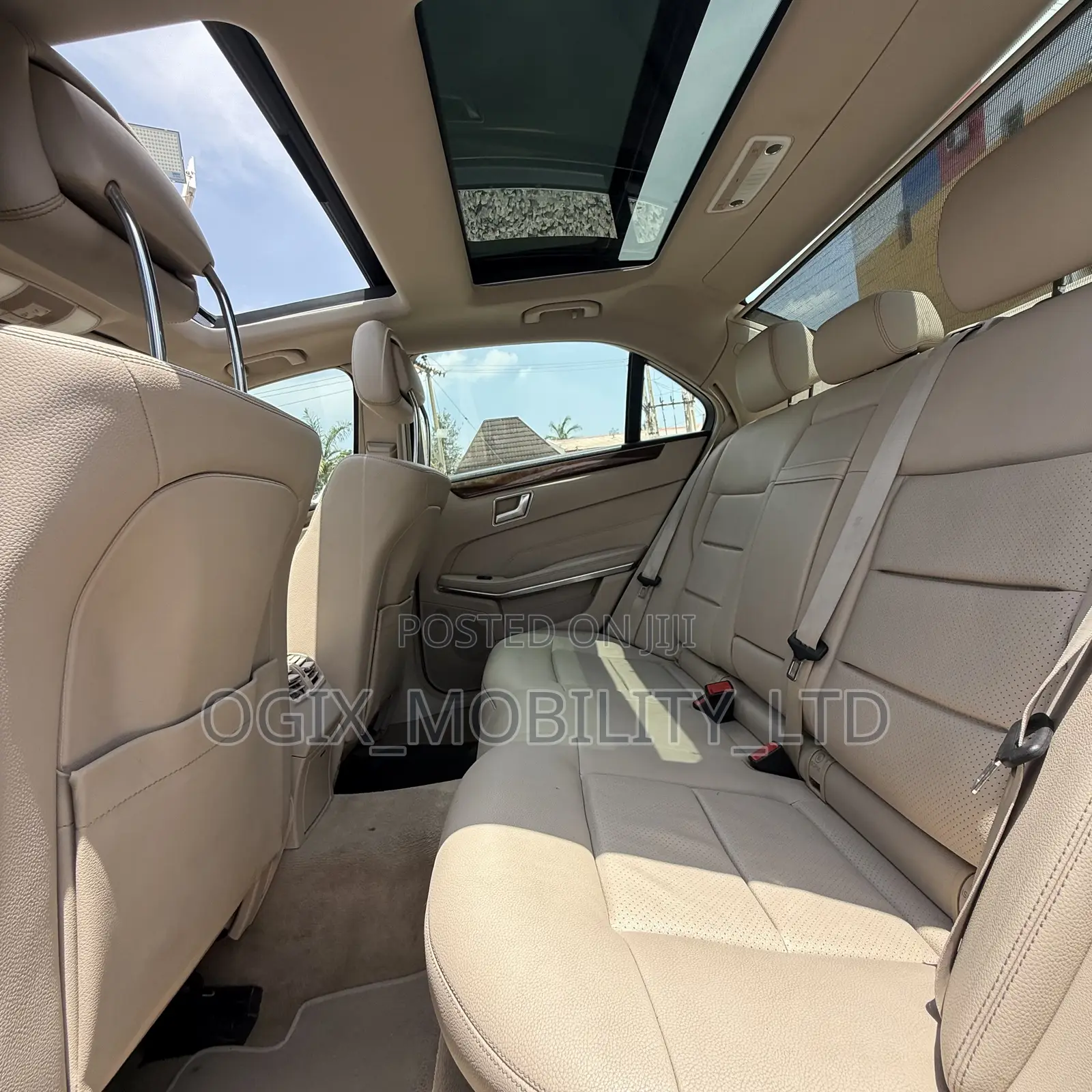 Mercedes-Benz E350 2016 Black