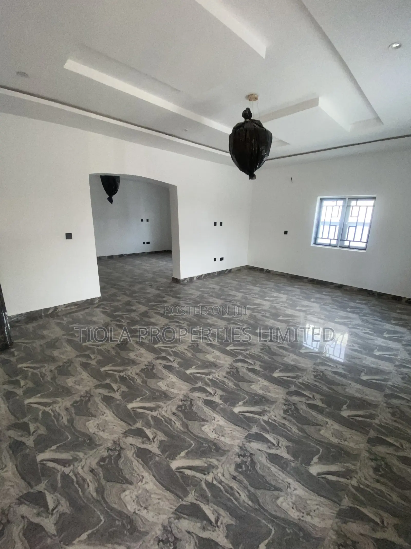 4bdrm Duplex in Oilspring Estate, Sabon Lugbe for rent