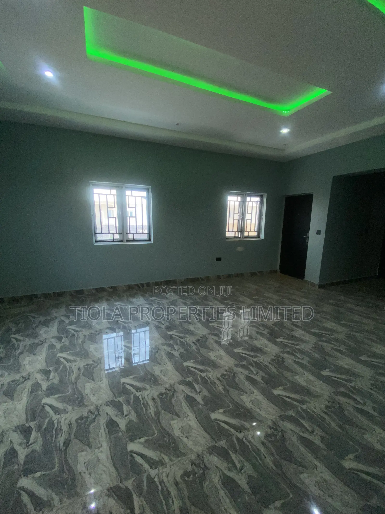 4bdrm Duplex in Oilspring Estate, Sabon Lugbe for rent