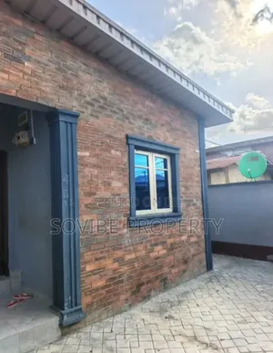 Furnished 1bdrm Bungalow in Alapere Oshogun for rent