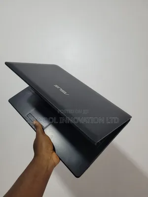 Laptop Asus ASUSPRO P2440UQ 8GB Intel SSHD (Hybrid) 500GB