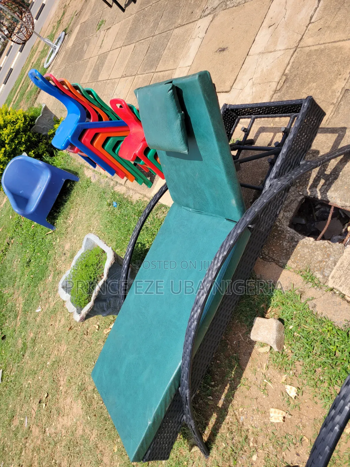 Swimming Pool Bed