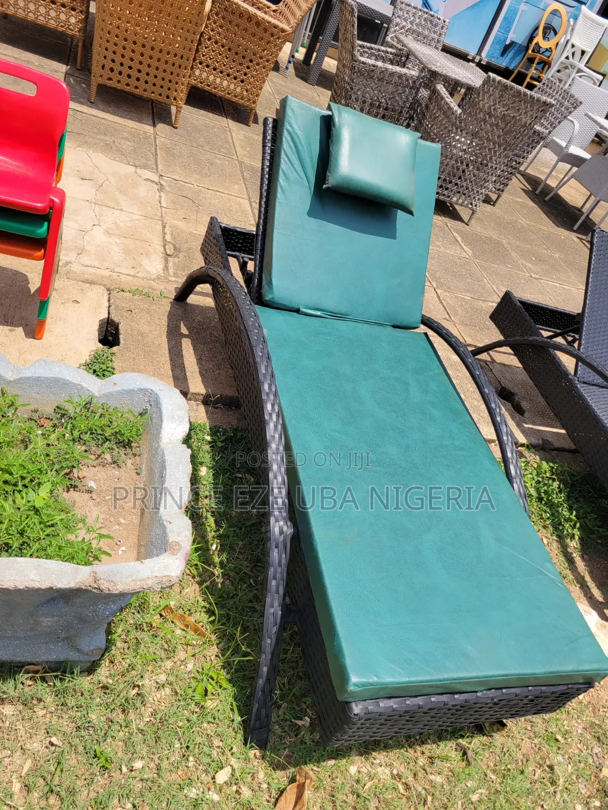 Swimming Pool Bed
