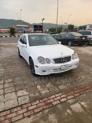 Mercedes-Benz C240 2.6 RWD 2005 White