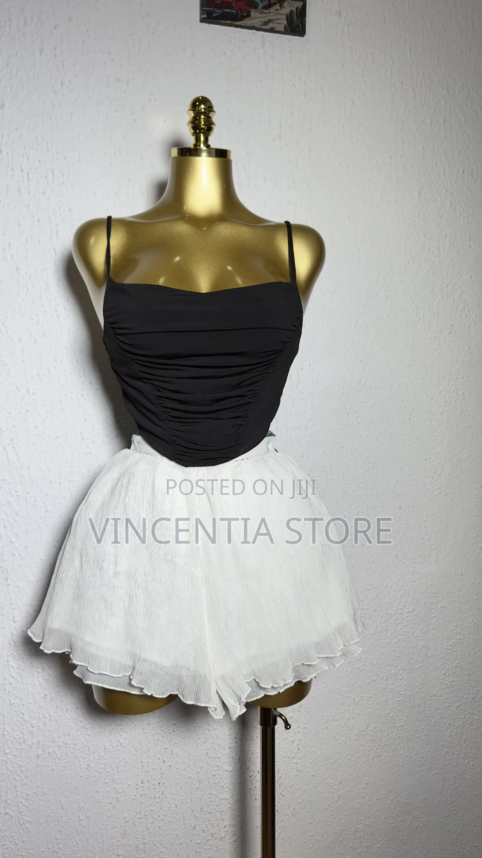 Tailored Short and Top