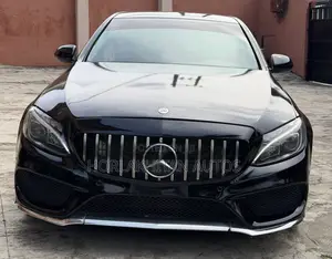 Mercedes-Benz C300 Luxury 4Matic Sedan AWD (2.0L 4cyl 7A) 2016 Black