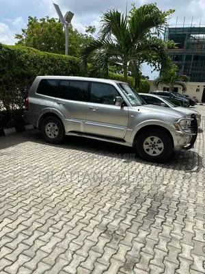 Mitsubishi Pajero Sport 2005 Silver