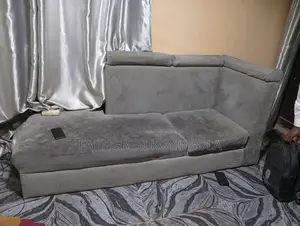 3-Sitter Couch