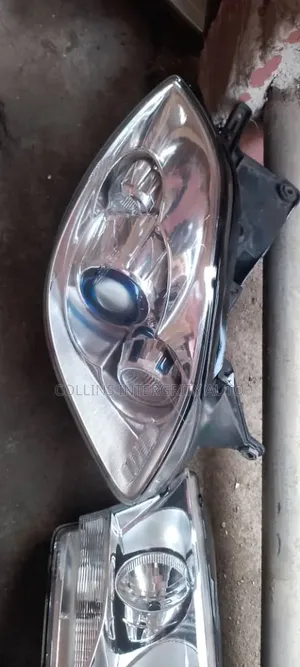 Headlights Buick Enclave 2010