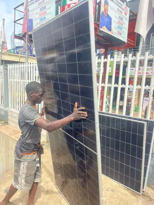 650w Solar Panels