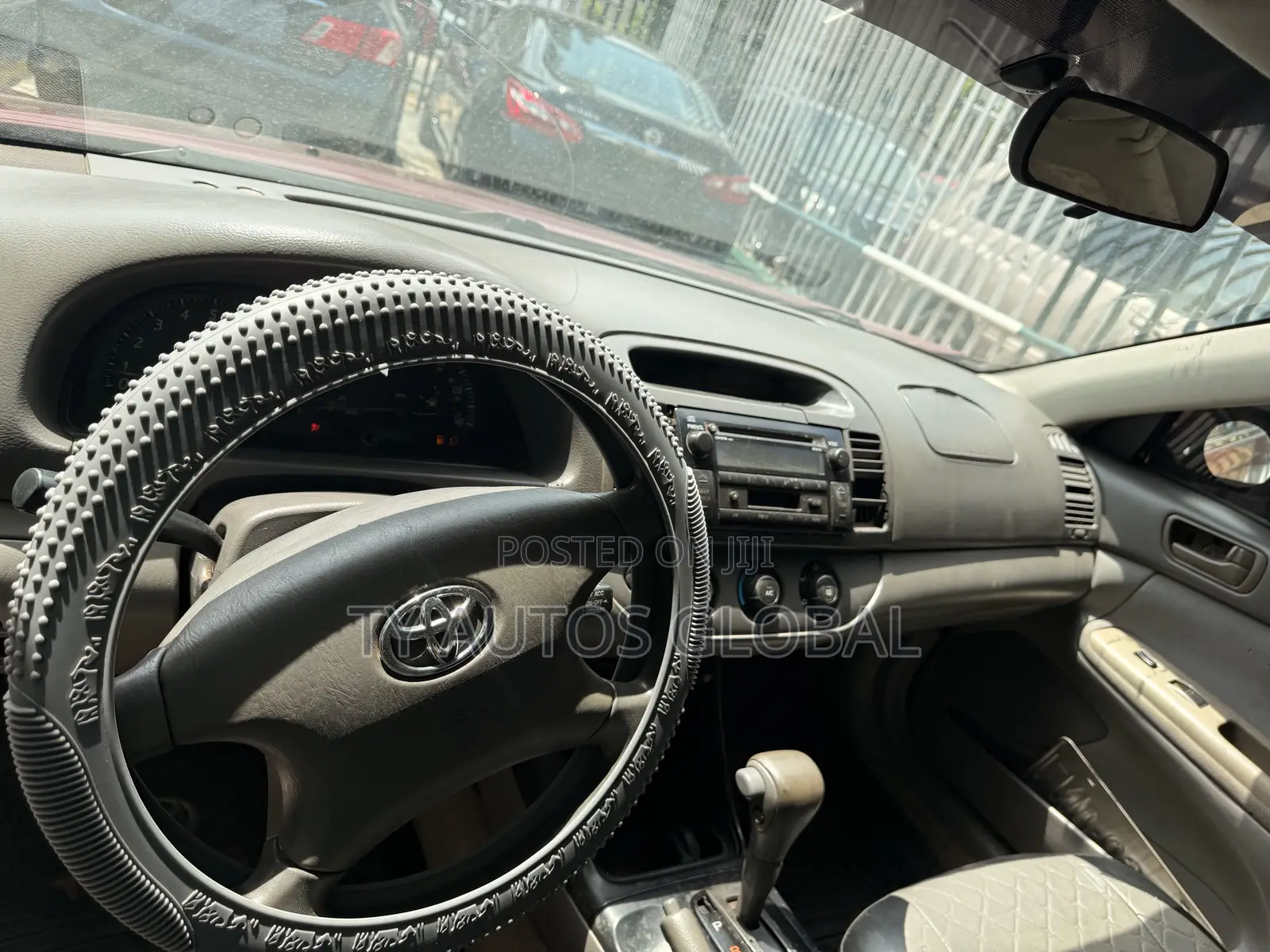 Toyota Camry LE 4dr Sedan (2.4L 4cyl 5M) 2004 Red
