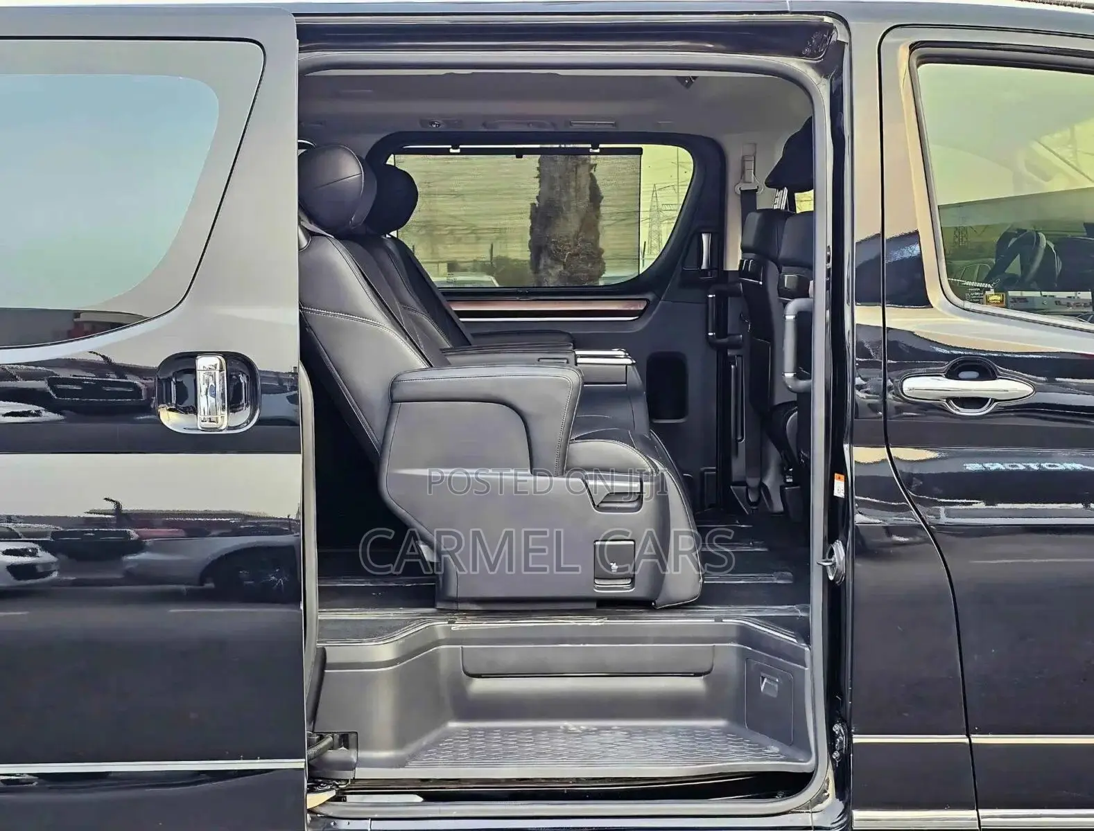 New Toyota Granvia 2025 Black
