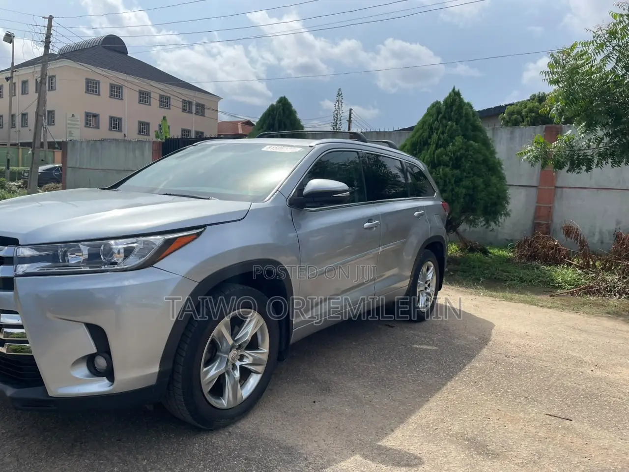 Toyota Highlander Limited 4dr SUV AWD (3.5L 6cyl 6A) 2015 Silver