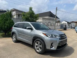 Toyota Highlander Limited 4dr SUV AWD (3.5L 6cyl 6A) 2015 Silver