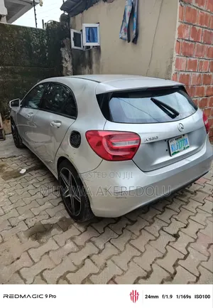Mercedes-Benz A-Class 2012 Silver