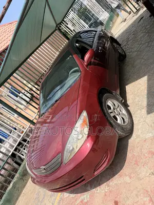 Toyota Camry LE 4dr Sedan (2.4L 4cyl 5M) 2004 Red