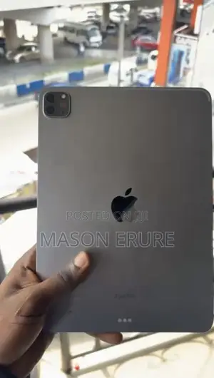 Apple iPad Pro 11 (2022) 128 GB Gray