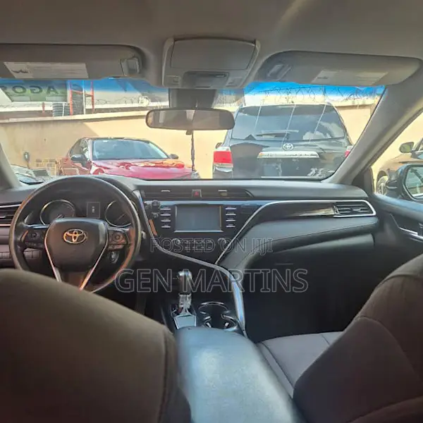Toyota Camry 2018 Black