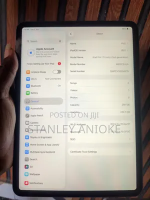 Apple iPad Pro 11 (2020) 256 GB Gray