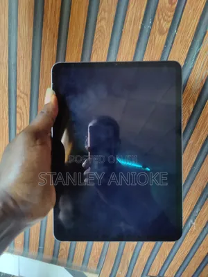 Apple iPad Pro 11 (2020) 256 GB Gray