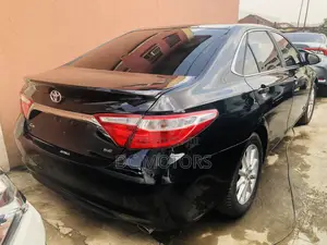 Toyota Camry SE 4dr Sedan (2.5L 4cyl 6A) 2017 Black