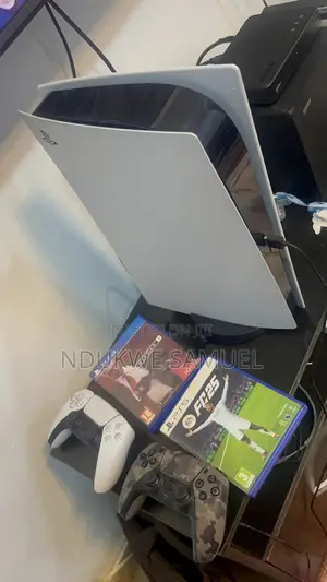 Playstation 5 Fat Video Game Console