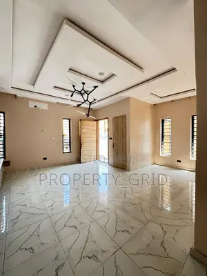 4bdrm Duplex in Ikota Estate for sale