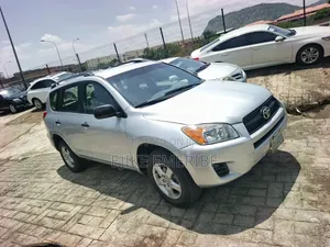 Toyota RAV4 Limited 2009 Silver