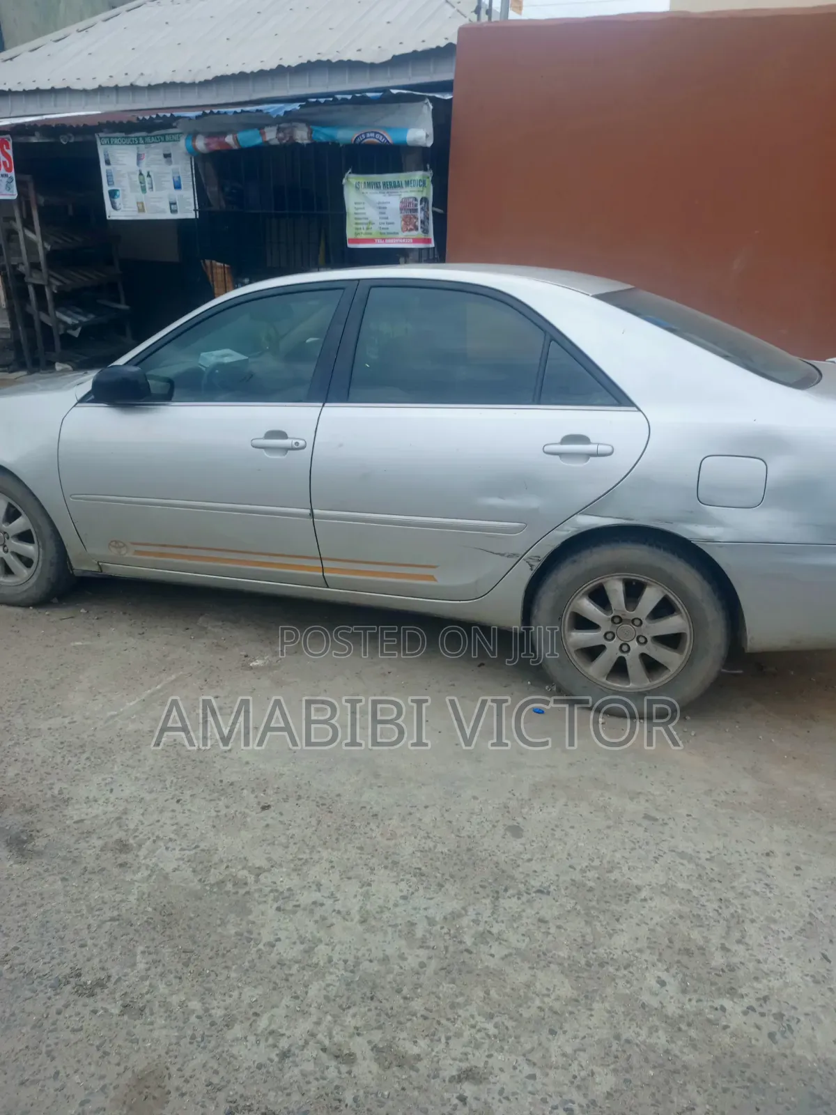 Toyota Camry XLE 4dr Sedan (2.4L 4cyl 4A) 2004 Silver