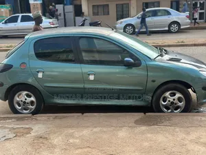 Peugeot 206 2004 Green