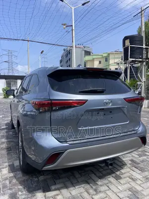 Toyota Highlander Platinum 2021 Blue