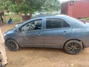 Toyota Yaris 1.3 VVT-i 2008 Gray