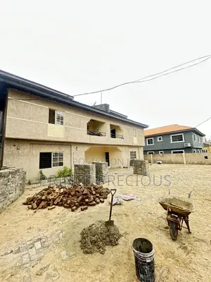 2bdrm Apartment in Olokonla Estate for rent