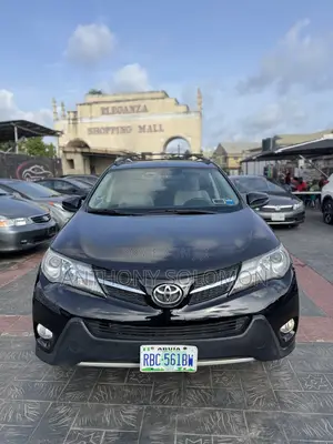 Toyota RAV4 XLE AWD (2.5L 4cyl 6A) 2013 Black