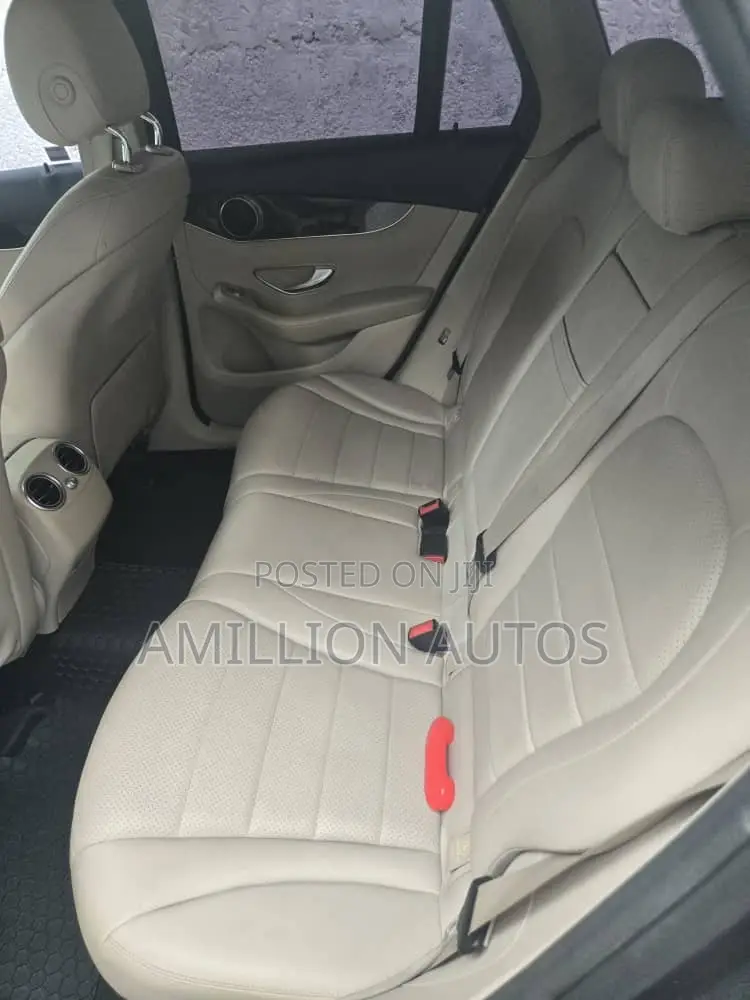 Mercedes-Benz GLC-Class 2018 Blue