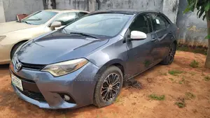 Toyota Corolla 2015 Gray