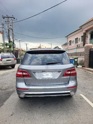 Mercedes-Benz M Class ML400 4MATIC 4dr SUV AWD (3.0L 6cyl Turbo 7A)
